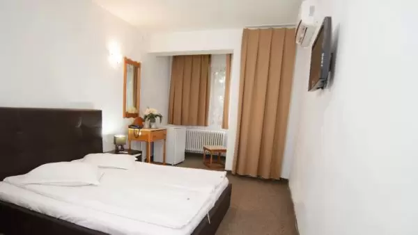 Cameră dublă Hotel Dobrogea - 21.08.2020 – 14.09.2020 - Hotelul Dobrogea - Constanța - Dobrogea