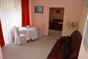 Apartament - Hotel Două Veverițe, Lăpușel, județul Maramureș - Maramureș