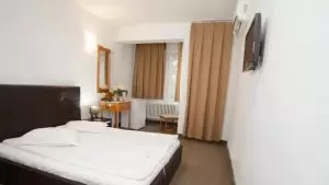 Cameră dublă Hotel Dobrogea - 21.08.2020 – 14.09.2020 - Hotelul Dobrogea - Constanța - Dobrogea